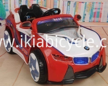 ከ MP3 ወደብ በመኪና ላይ ይንዱ